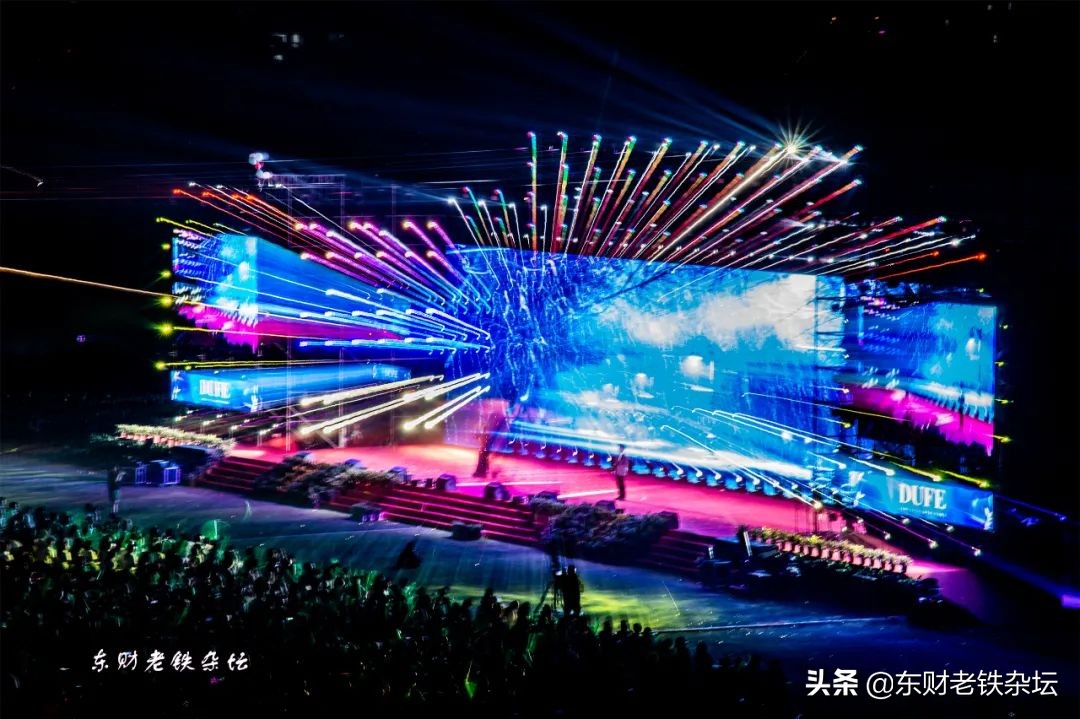 梦幻光雾山夜景演出,梦幻光影星空馆