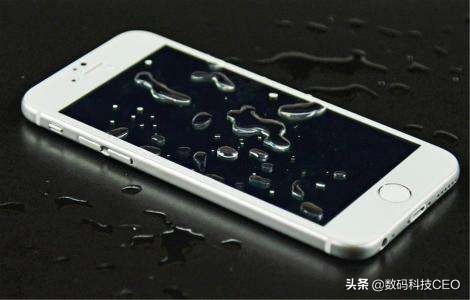 iphone充电口进水提示不允许充电,iphone12promax进水无法充电