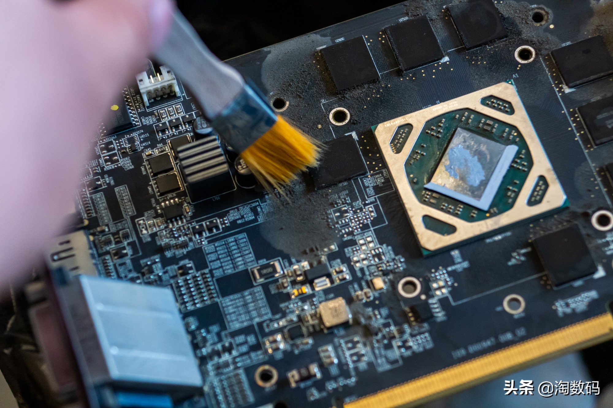 rx580蓝宝石白金版跑分,蓝宝石rx5808g白金版跑分17万