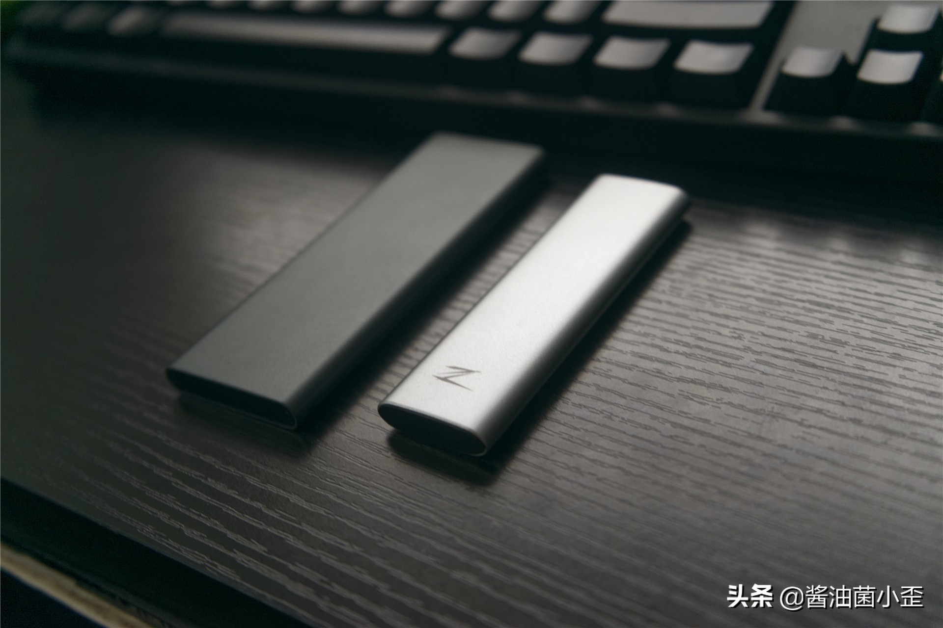 朗科移动固态硬盘1t,朗科z固态硬盘怎么样