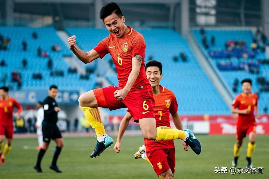 甜蜜！25岁鲁能新星找到爱情归宿，女友是高颜值海归