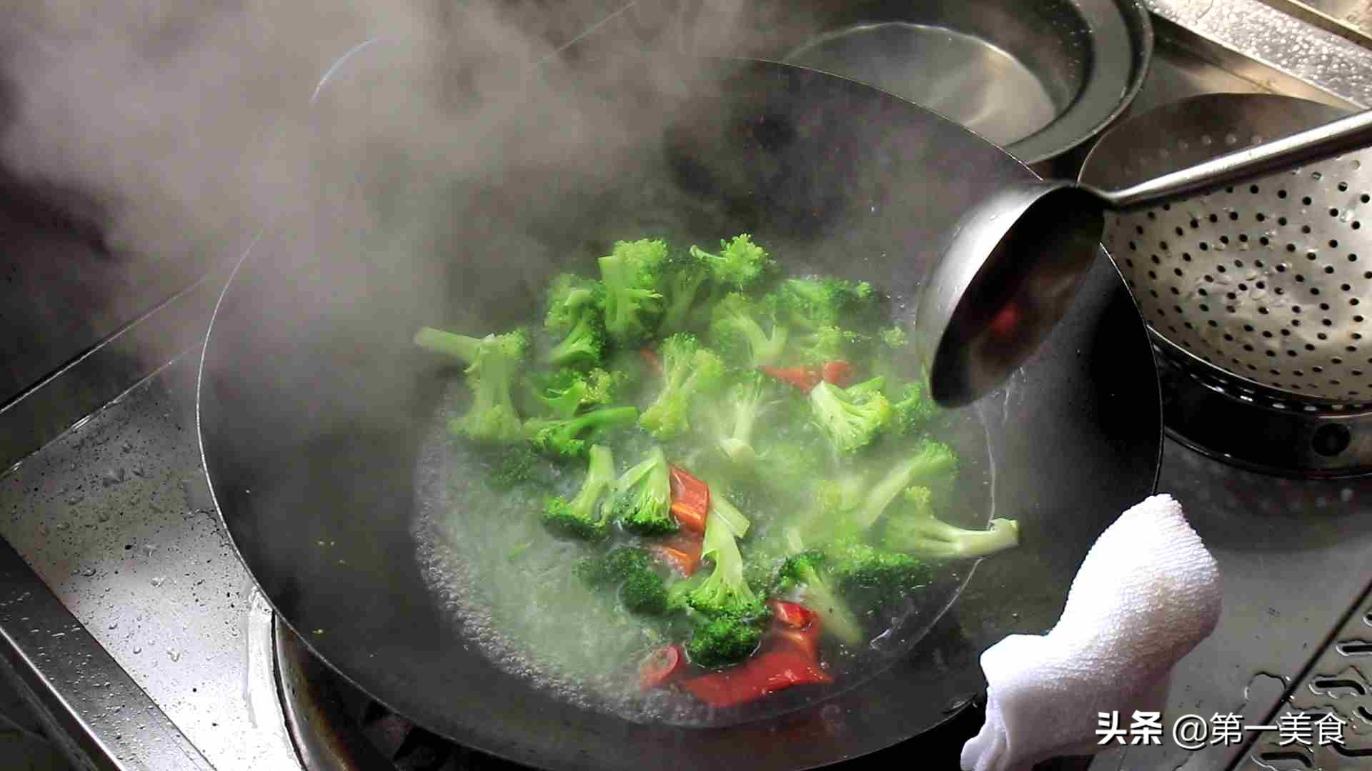 蒜蓉西兰花凉拌西兰花,西兰花蒜蓉怎么做