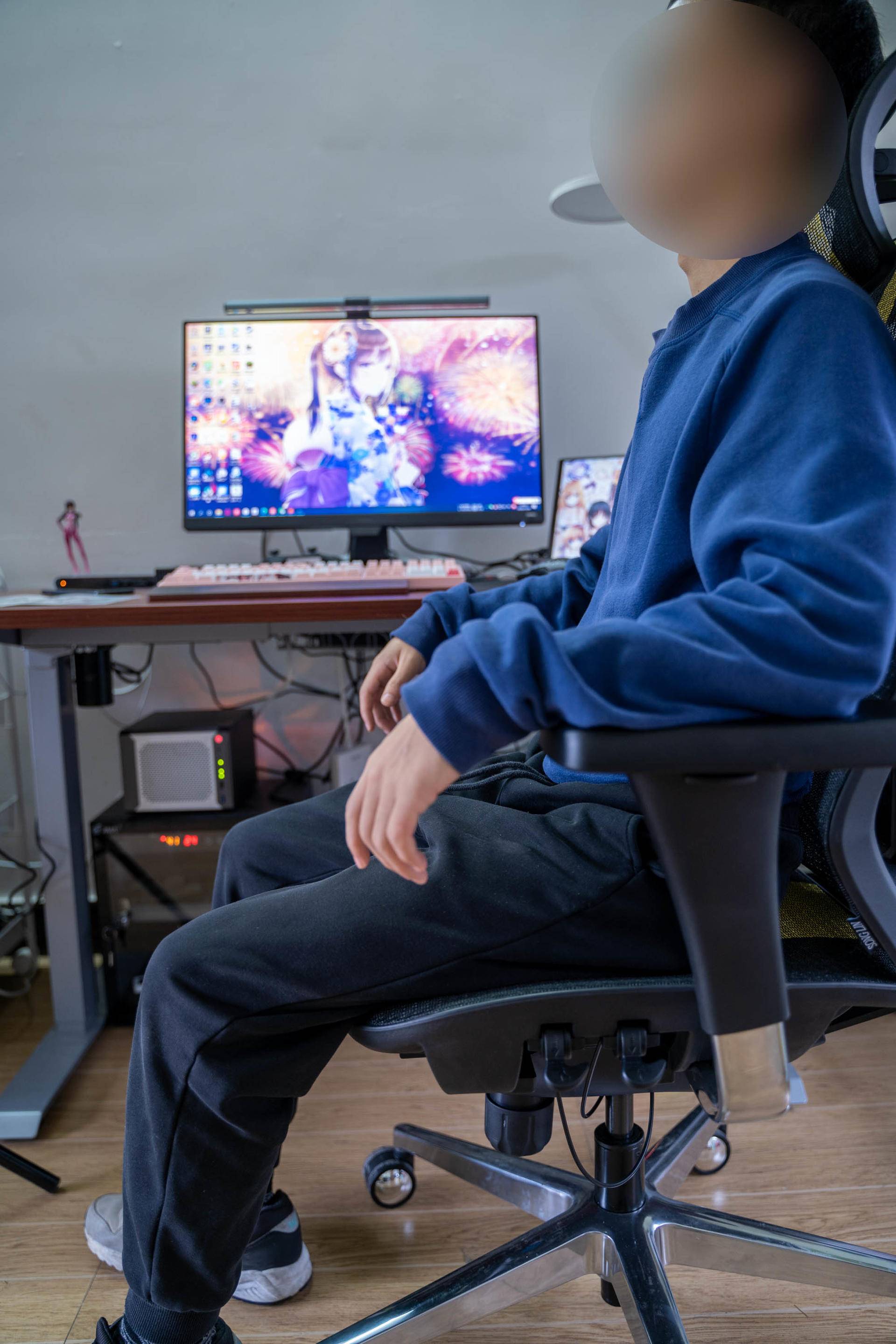 电脑椅选布的还是皮的,电脑椅选电竞椅还是人工椅