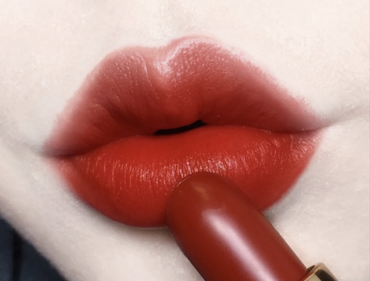 ysl口红214还是迪奥口红772更漂亮 (白皮肤适合的迪奥口红772)