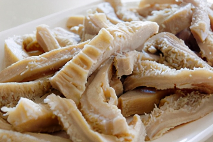 牛哪一个胃才是真正的胃,为什么牛有四个胃