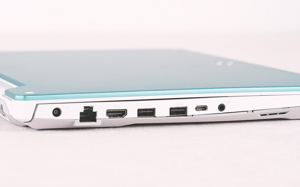 性能怪兽，5900HX+RTX3070，2.5K屏幕，华硕进阶版天选2笔电测评