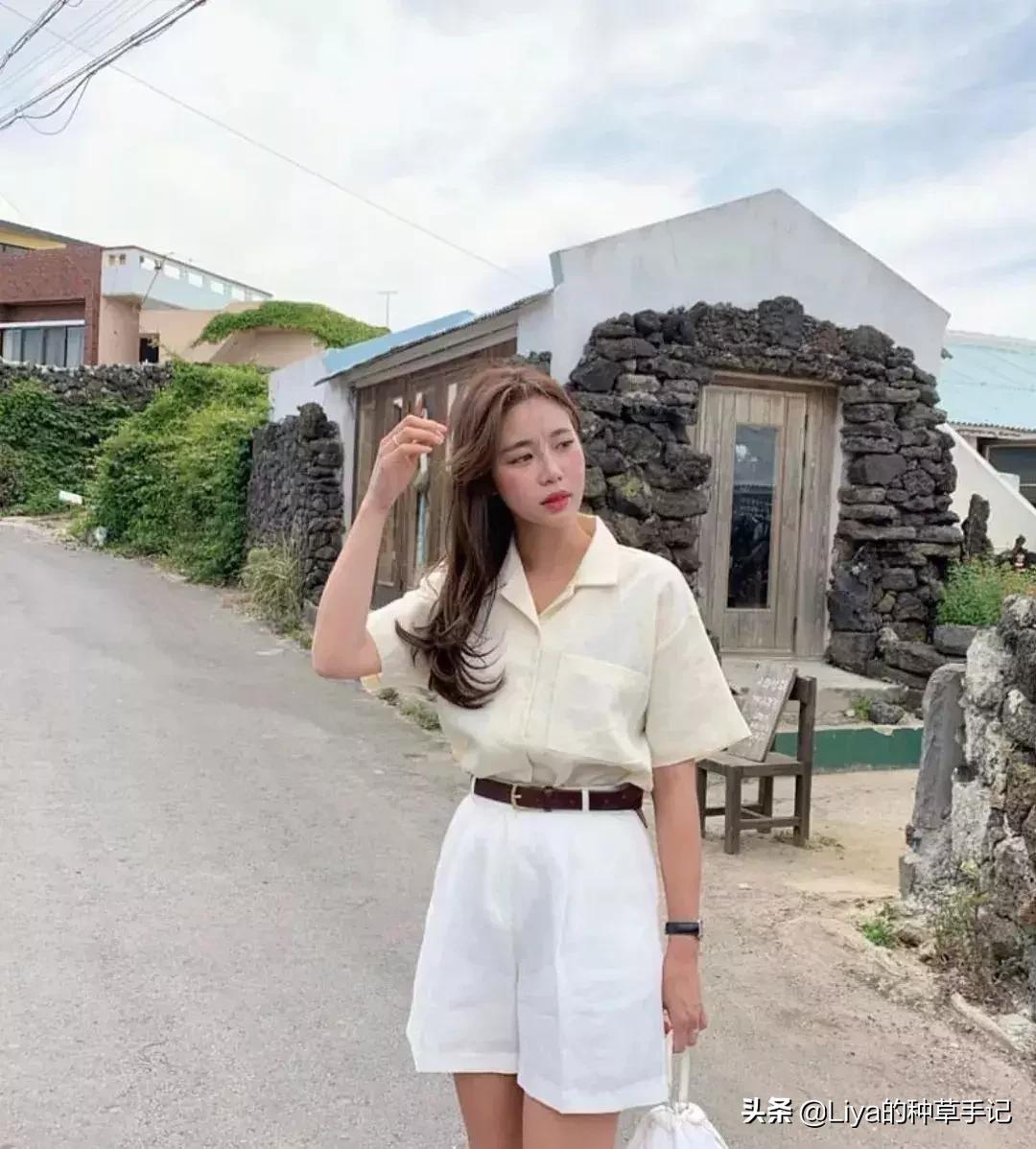 2019流行的小黑裤,今年最火的裤子显瘦小黑裤