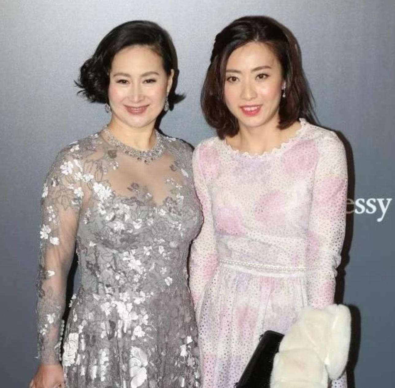 郑秀文和钟楚红同框合影,郑秀文钟楚红为啥成闺蜜