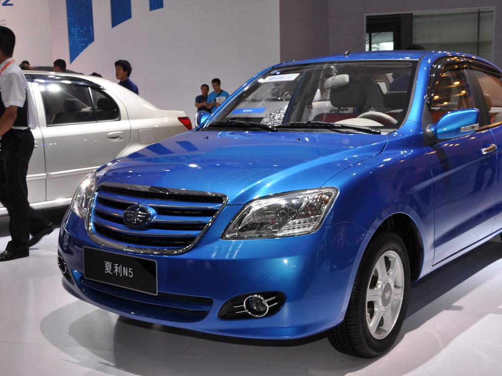 1元甩卖神车夏利消亡史,夏利停产车型有哪些