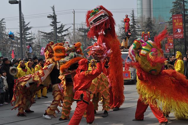 1981年杂技节目舞狮,宁津县杂技舞狮表演艺术团