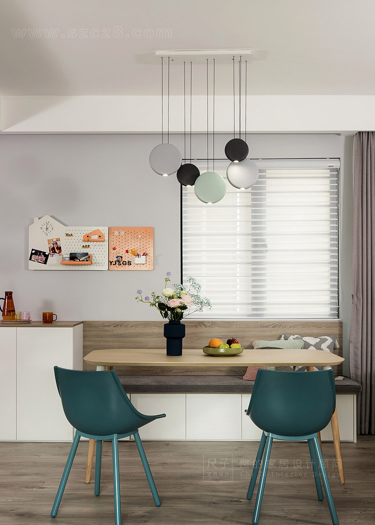 没有沙发墙的房子怎么设计好看,省钱设计房屋