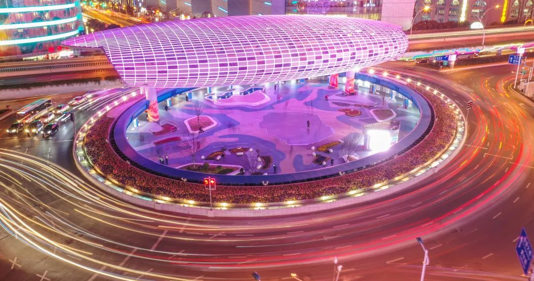 疯狂刷屏！夜晚24:00的上海街头，藏着另一幅面孔…