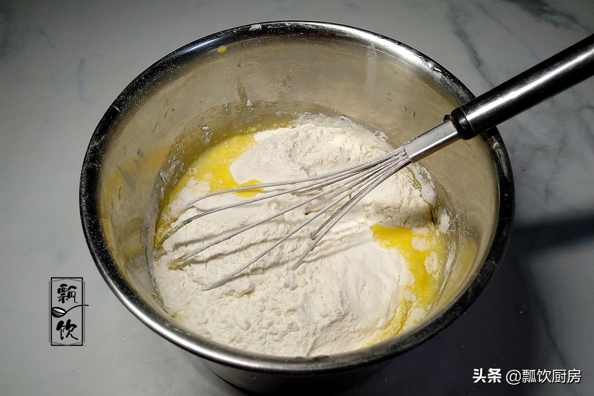 用低筋面粉做蛋糕的详细教程,低筋面粉怎么做蛋糕最简单的方法