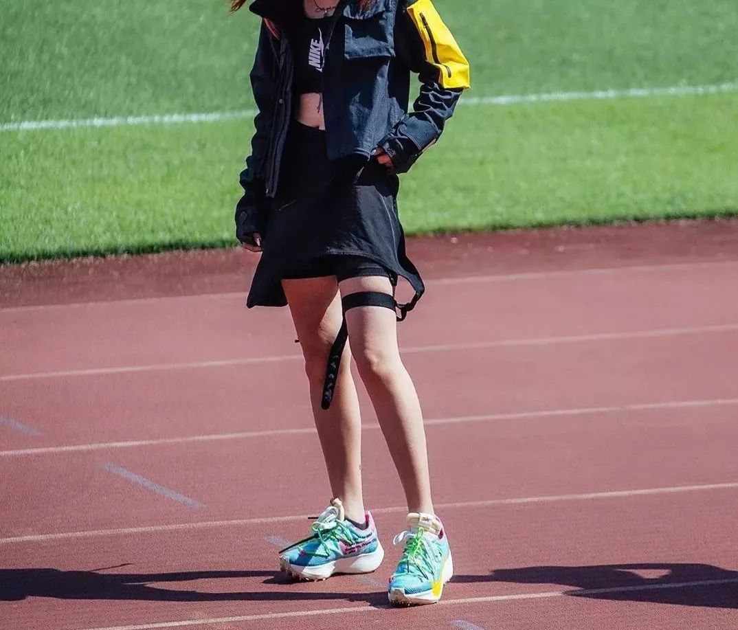 offwhite钉子跑步鞋,off-white鞋怎么买