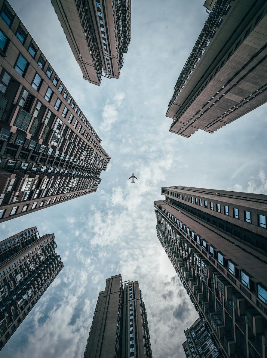 从十里蓝山到国博山，深耕13载与重庆共“未来”