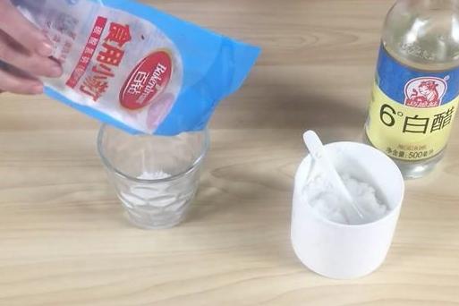 怎样快速去除冰箱密封胶条污渍,冰箱胶条变形了怎么处理会好呢