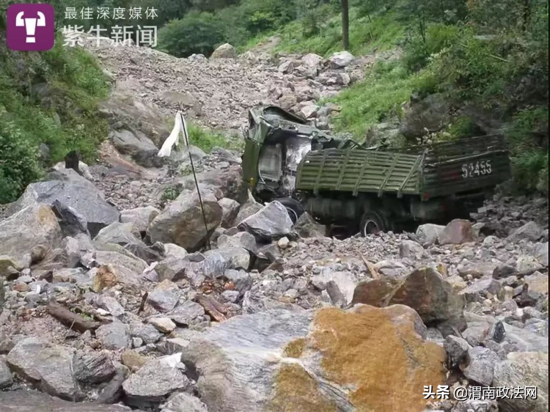 10岁爸爸牺牲,10岁孩子得知爸爸死亡