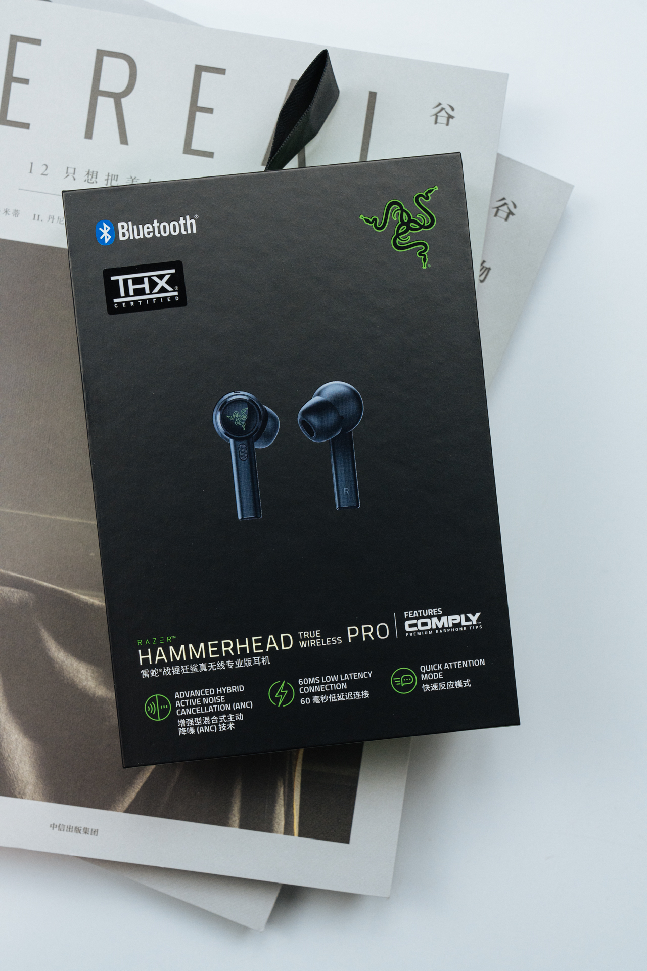 雷蛇战锤狂鲨和airpods,雷蛇战锤狂鲨真无线2代和airpods