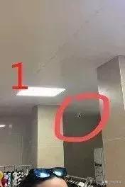 游客在景区女浴室洗澡后换衣，发现3个摄像头，一问原因气炸了