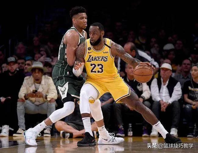 小卡为什么没有签名鞋,小卡签名鞋一代测评