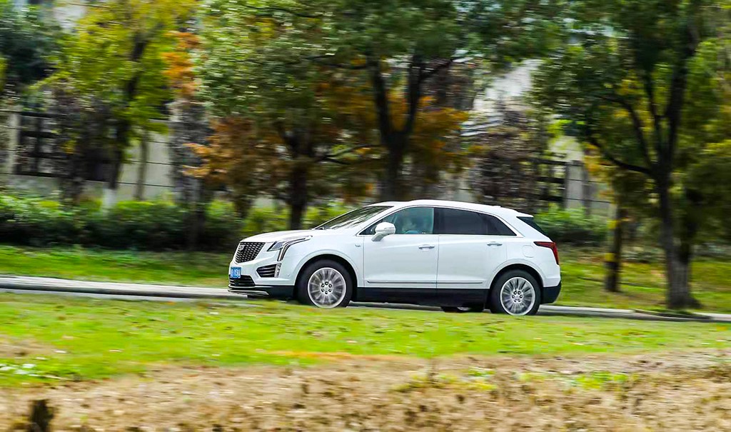 凯迪拉克大型suv车型试驾,244公里