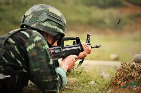 鍙板啗灏勫嚮濮垮娍,鍙板啗鎷嶇収