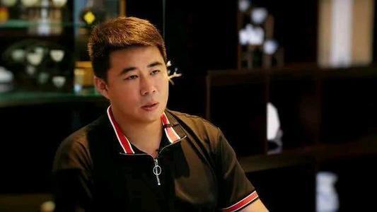 欧冠三冠王曼联,中国唯一一个有欧冠英超的人