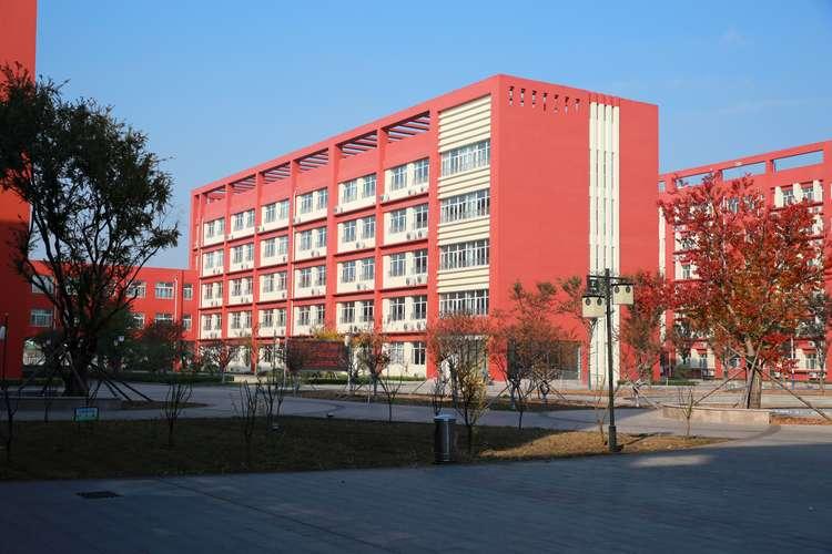 诸城龙源学校2019,诸城市龙源学校教学模式