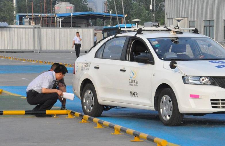 学车害怕心理障碍,学车挂科一般多久能补考