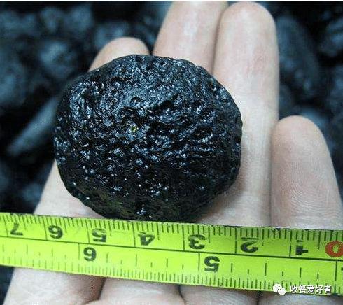 陨石中最不值钱的陨石特点,陨石都有收藏价值吗