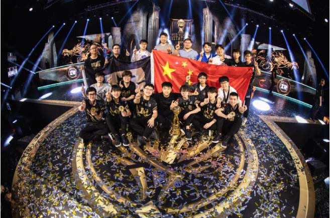 老玩家谈国内竞技最本源的问题，饭圈文化太严重，看IG就知道了