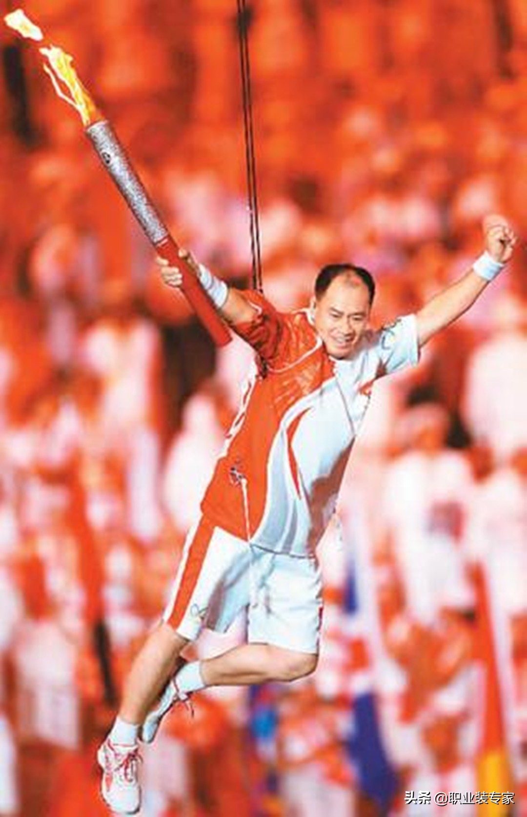 李宁通过什么营销策略来推广业务,李宁运动服装营销策略研究