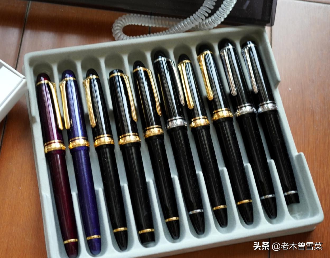 比较细的金尖钢笔,黄色笔尖和金尖钢笔区别