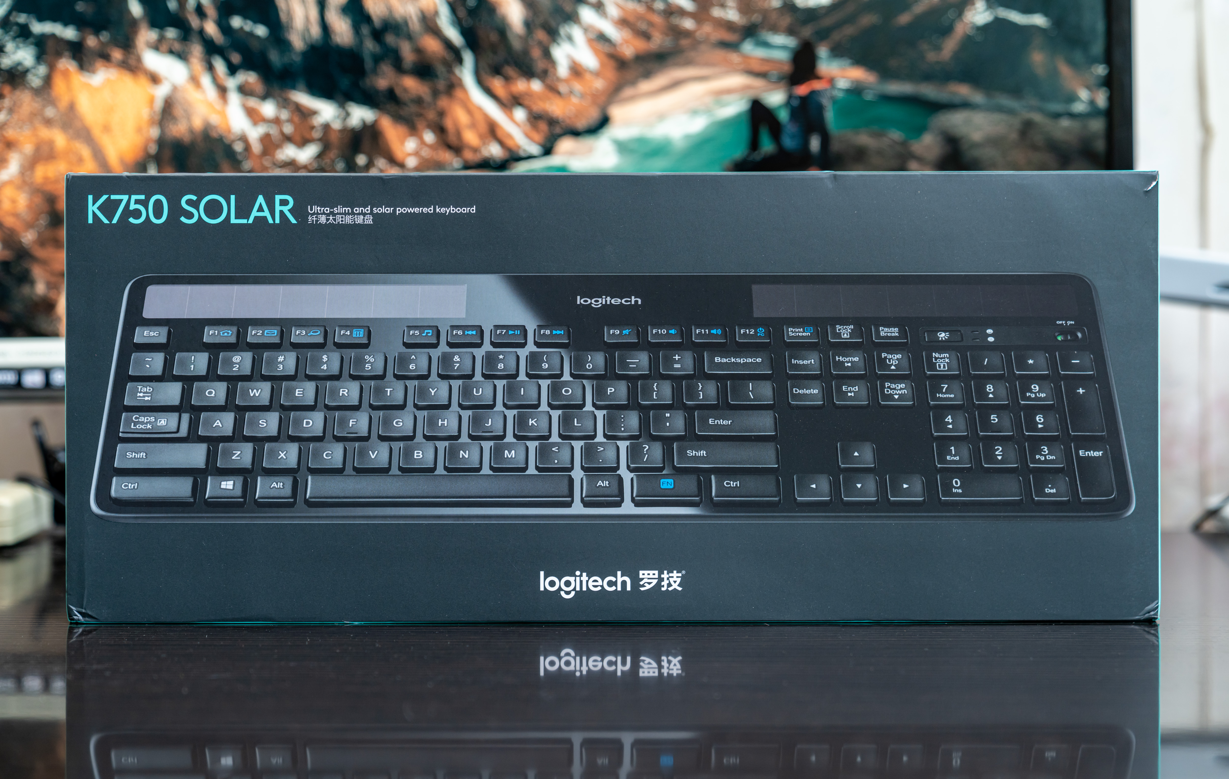 罗技键盘780和罗技k750,罗技k750无线键盘有电池的吗