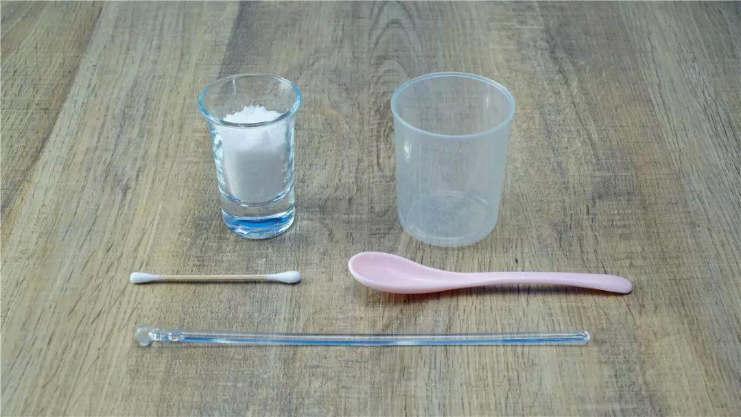 棉签放水里,第二天长出一块水晶石?还挺漂亮