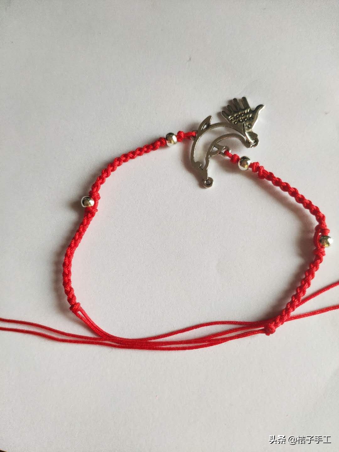红绳银饰手链教程,银饰小红绳手链