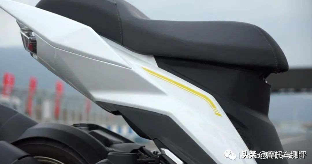 三阳drg158和drg150外观怎么区别,三阳drg150和drg158区别大吗