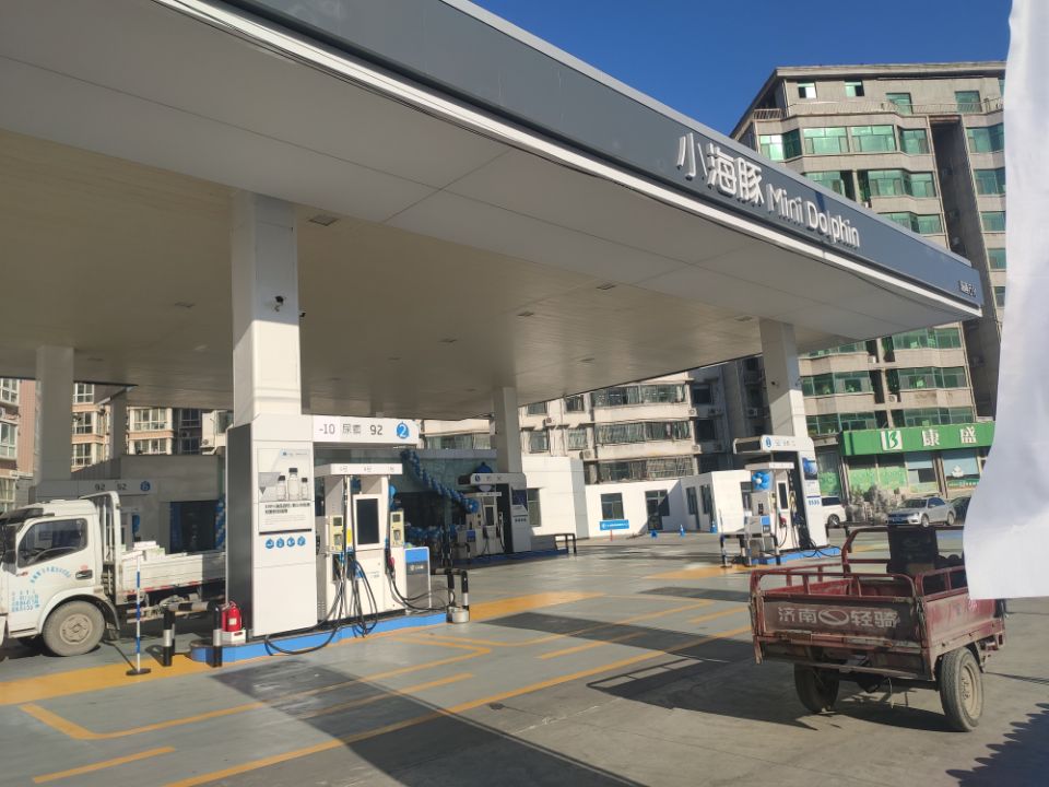 零售1吨汽油均赚2000！石油大鳄聚山东短兵相接争抢民营加油站狼多肉少