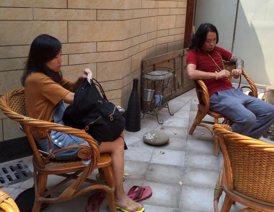 七年前辞职的女老师现状,辞职看世界的女教师现在怎么样了