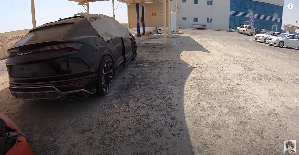 为什么迪拜到处都是丢弃的豪车 (在迪拜街头废弃的豪车)