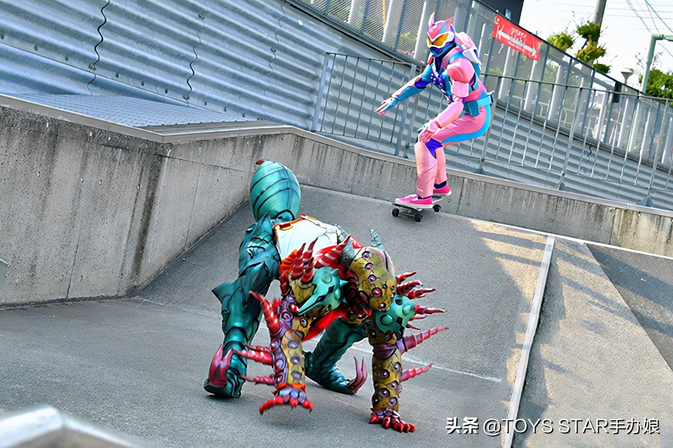 《假面骑士利维斯》原本要退场的他，竟然成为了三骑