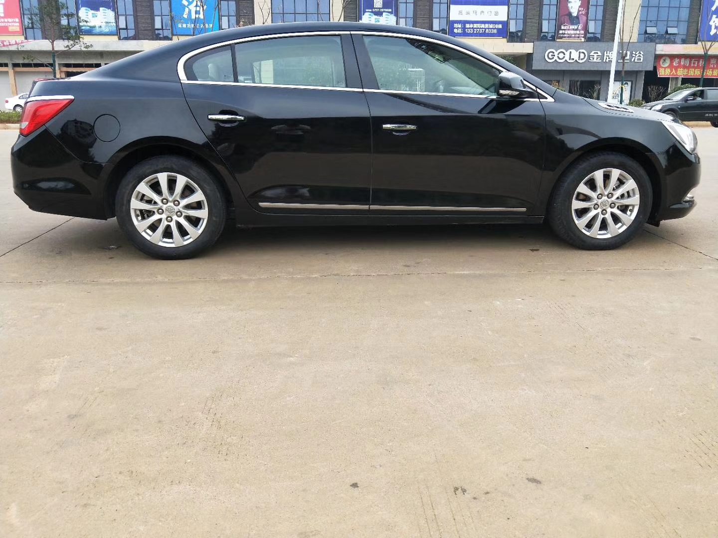 2010款别克君越,美系商务车