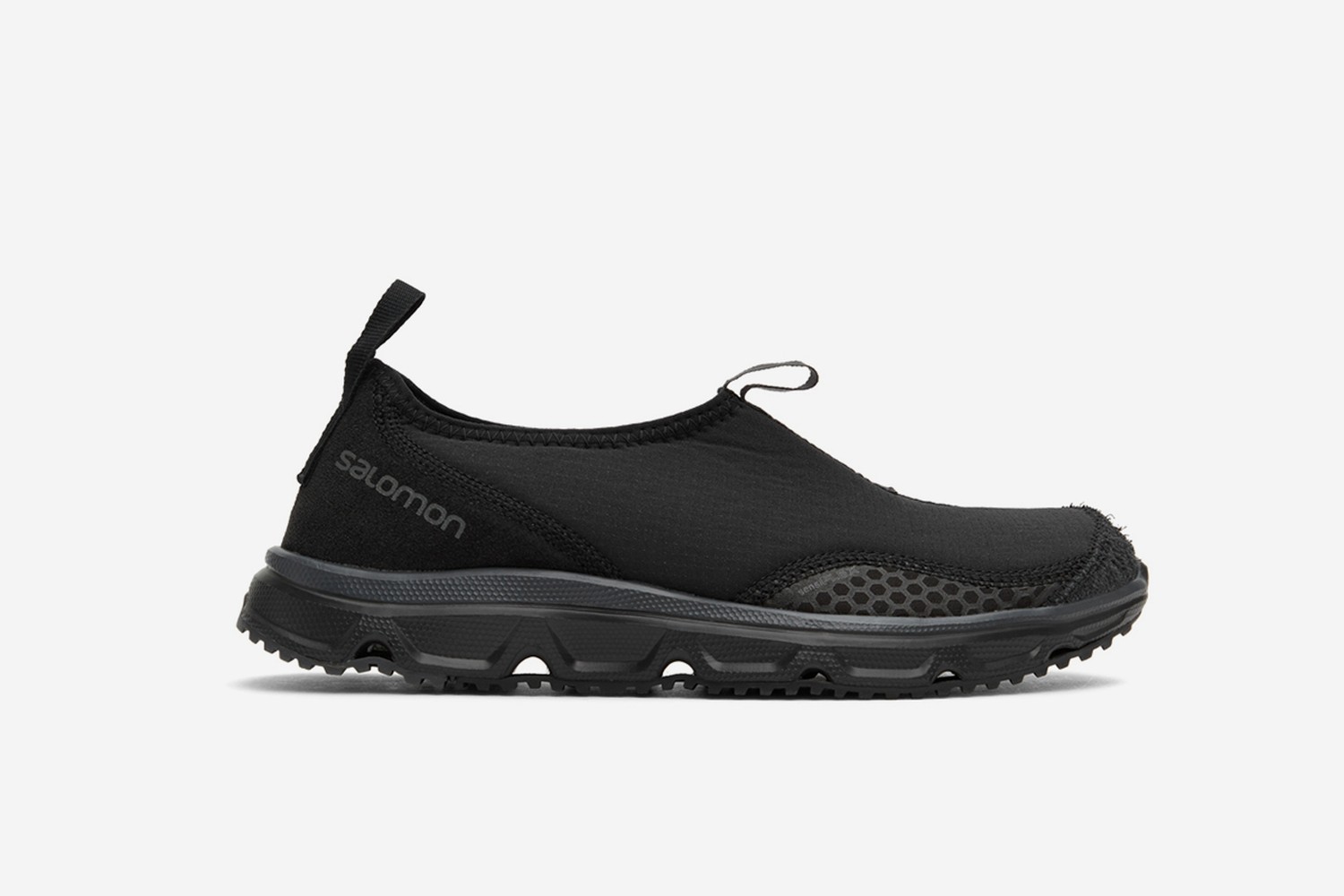 行走鞋柜男生运动鞋,满鞋柜的运动鞋