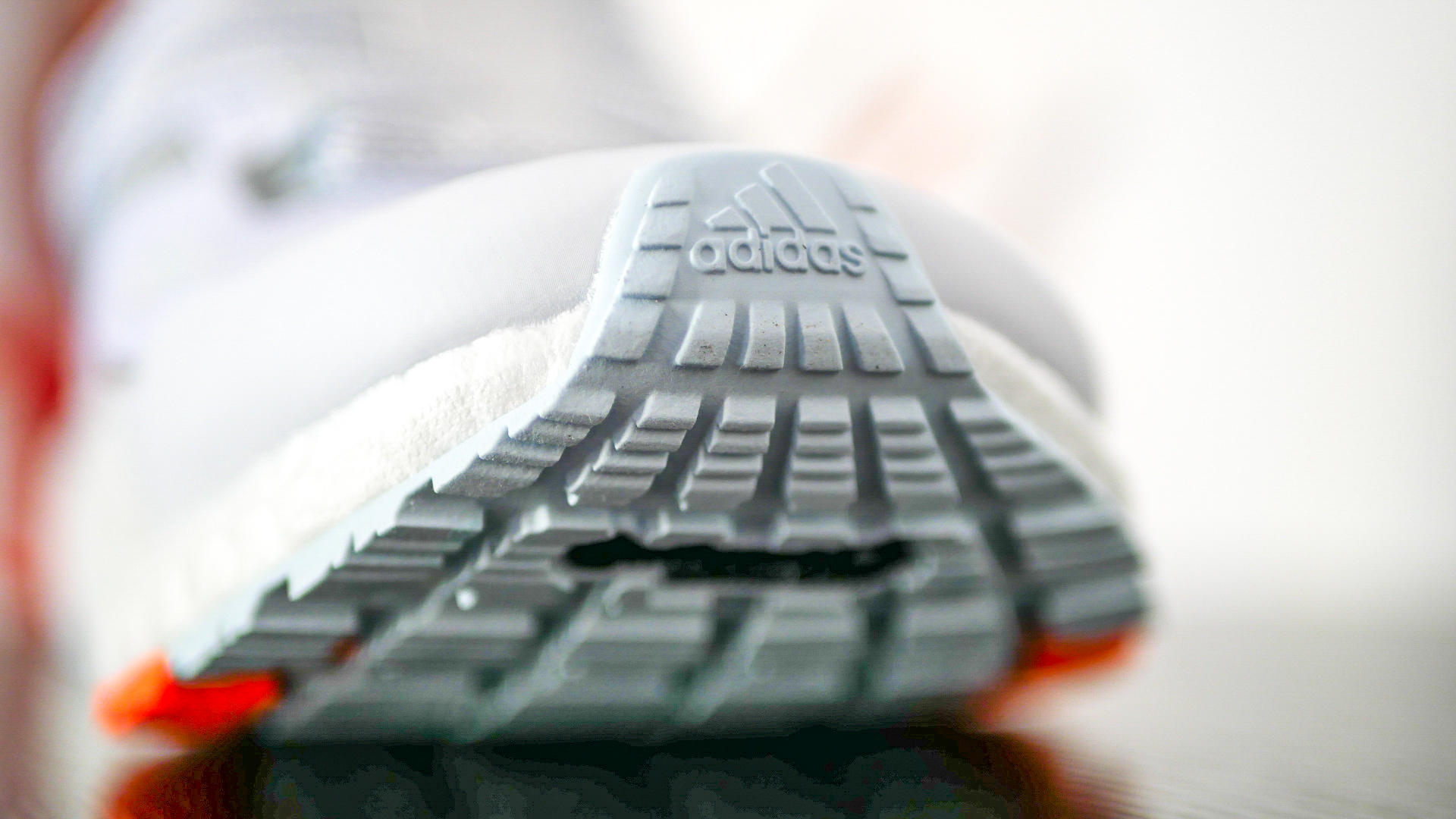 闃胯开杈炬柉璺戦瀷boost2020鍏ㄩ粦,闃胯开杈炬柉ultraboost璺戦瀷