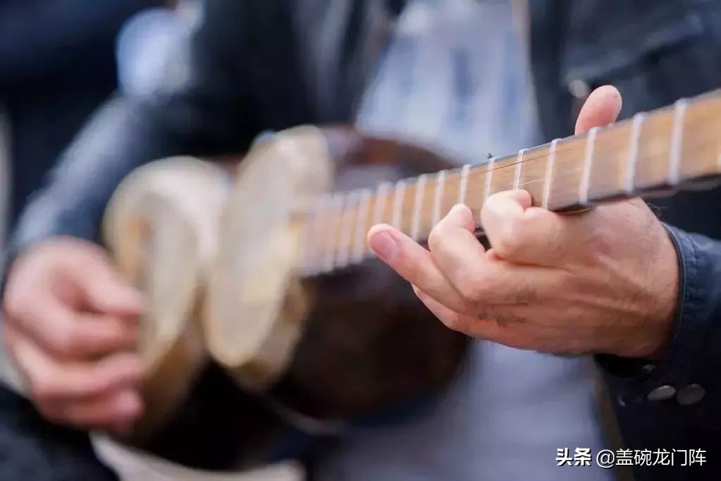 *疆新**往西，这片神奇的处女地，去一次相当环游大半个世界！