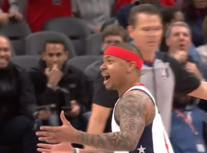 小托马斯88秒被罚下场,小托马斯开场88秒遭驱逐