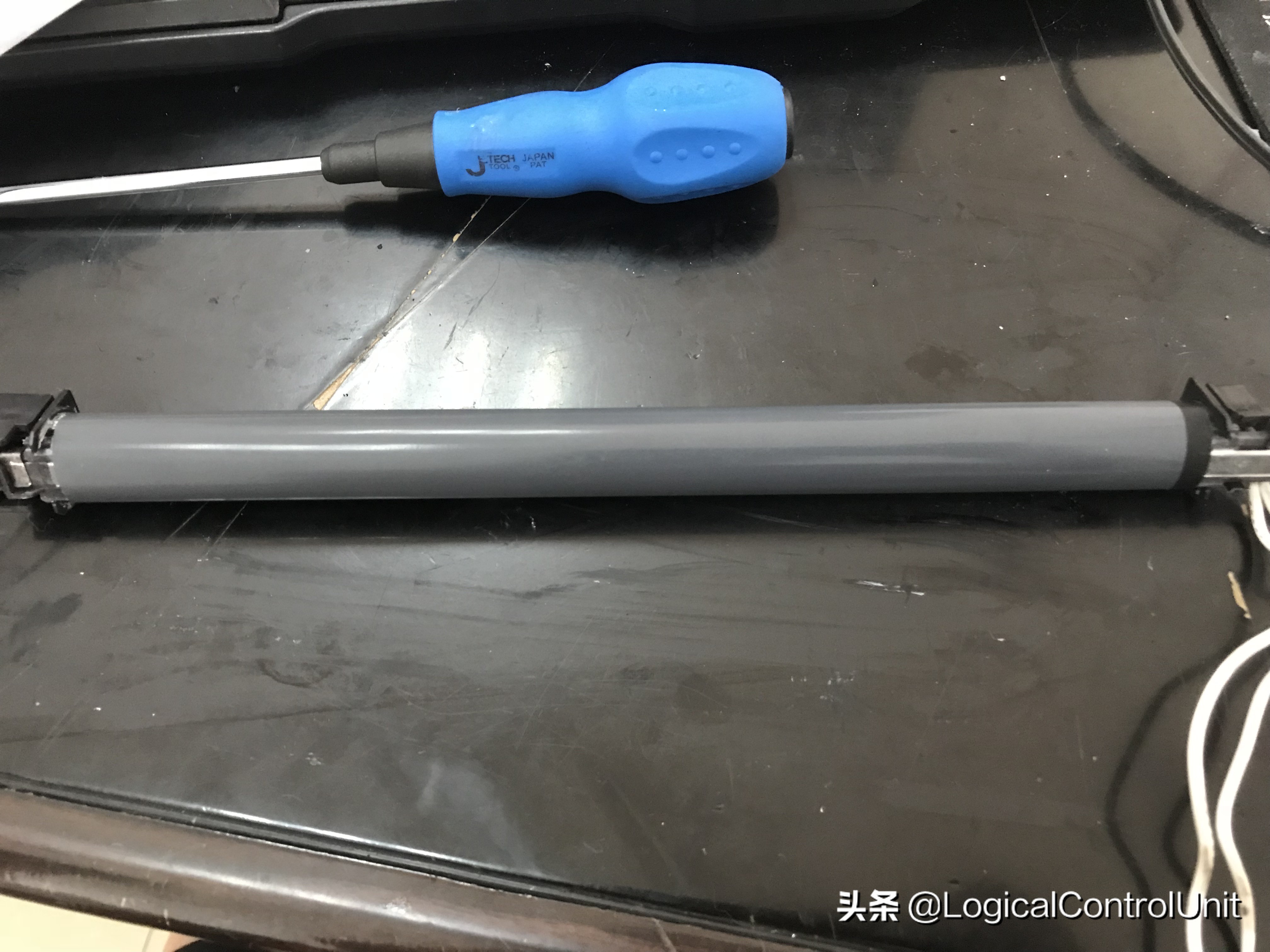 老惠普打印机卡纸怎么解决,为什么惠普打印机老卡纸