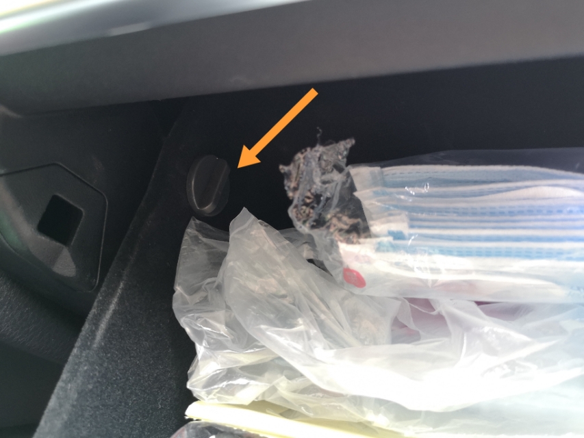 比亚迪唐更换空调滤芯教程,比亚迪唐换空调滤芯教程