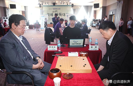 周末局面选点分析十八年后纹枰重逢岁月沧桑林海峰超时负俞斌