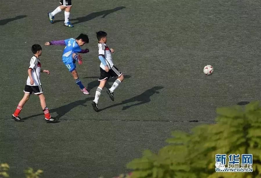 学习田径两不误,学习体育两不误